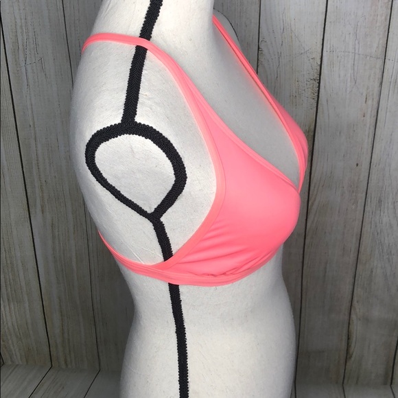 Vince Camuto Women's Milos Solids Racerback - Picture 3 of 7